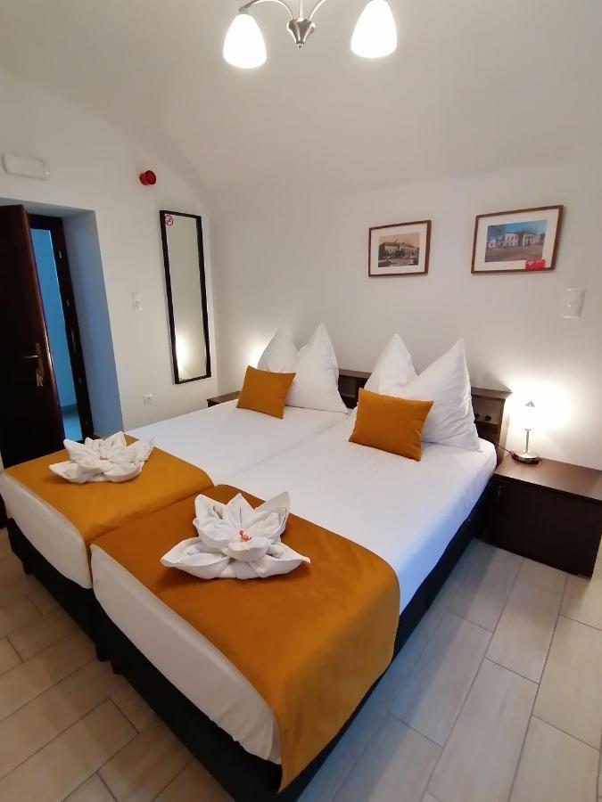 River Apartmanhaz Jászberény Extérieur photo