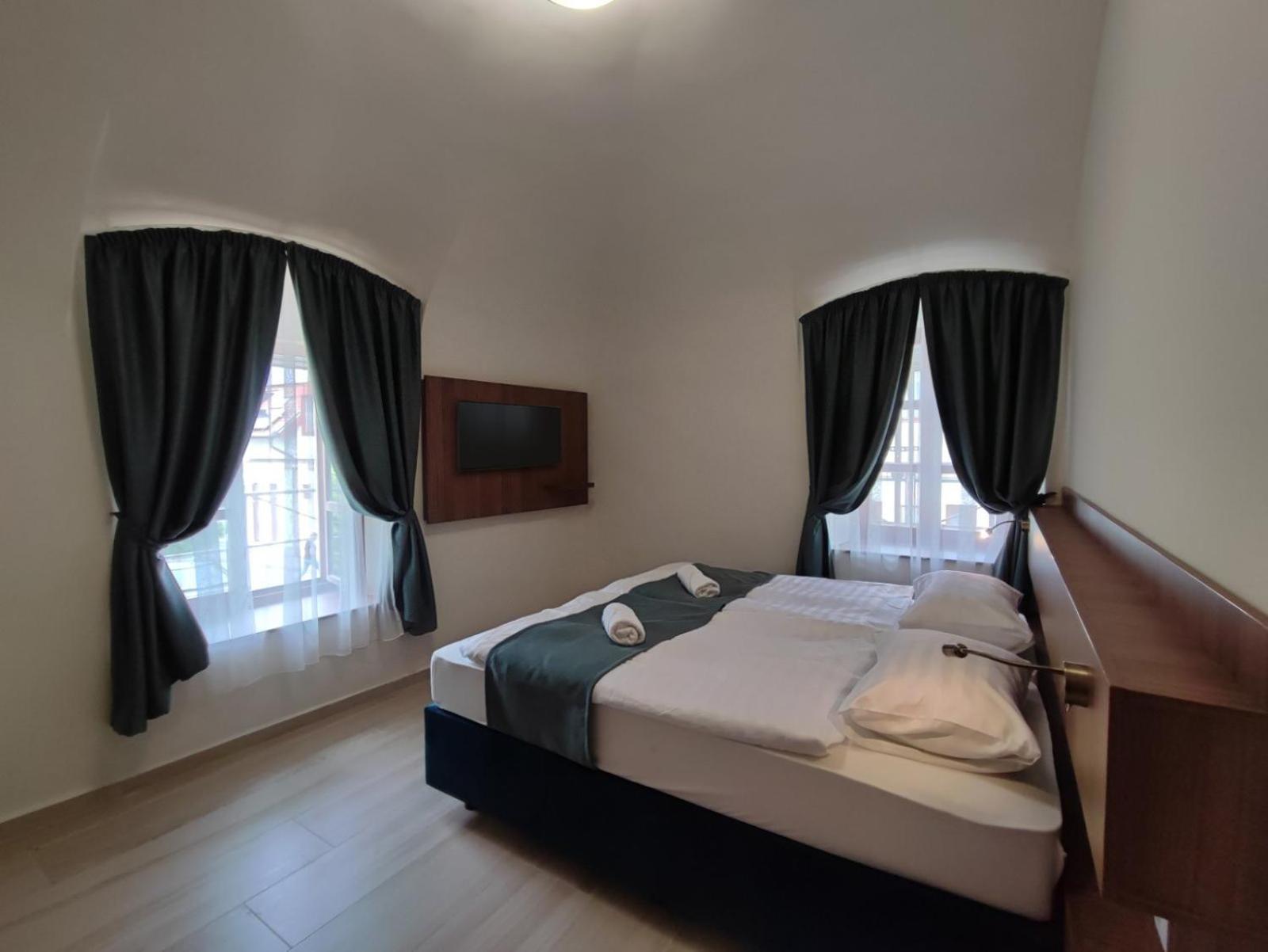 River Apartmanhaz Jászberény Extérieur photo